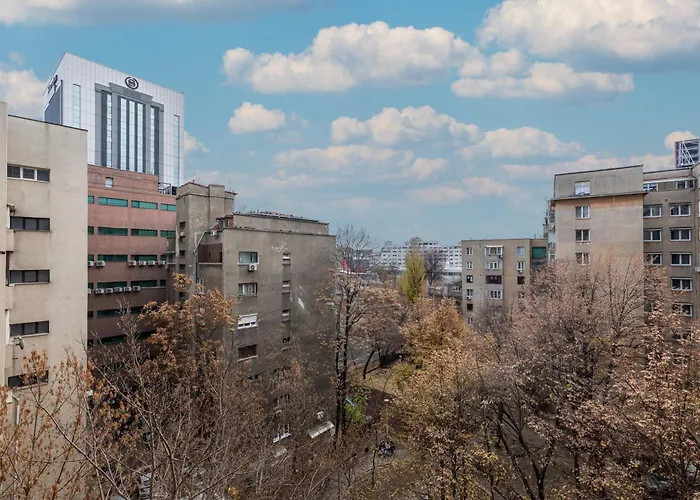 Parisian-inspired 1br In The Heart Of - Balcony Ac, & Fully Equipped Апартаменты