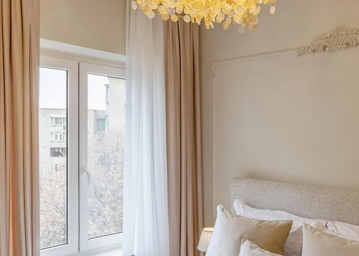 Parisian-inspired 1br In The Heart Of - Balcony Ac, & Fully Equipped * Boekarest