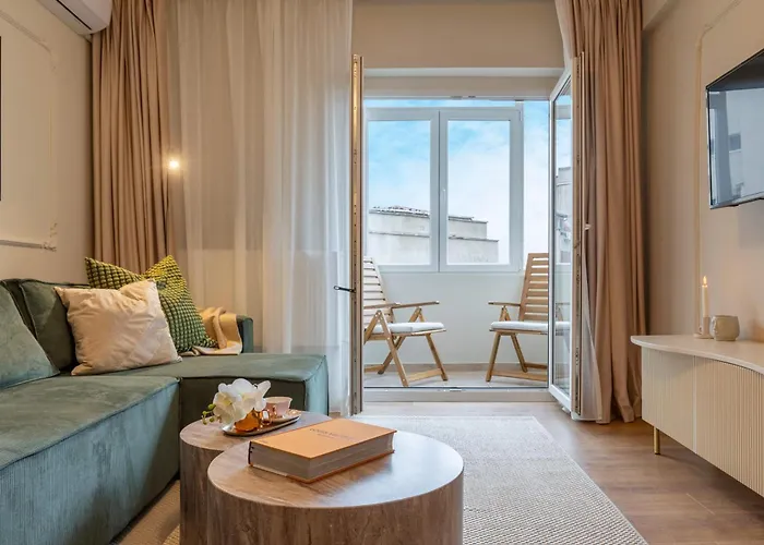 Parisian-inspired 1br In The Heart Of - Balcony Ac, & Fully Equipped 公寓 布加勒斯特