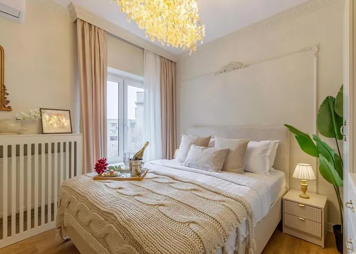 Parisian-inspired 1br In The Heart Of - Balcony Ac, & Fully Equipped Apartman Bukarest